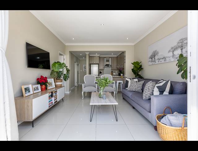 3 BEDROOM HOUSE SOLD IN PLUMSTEAD